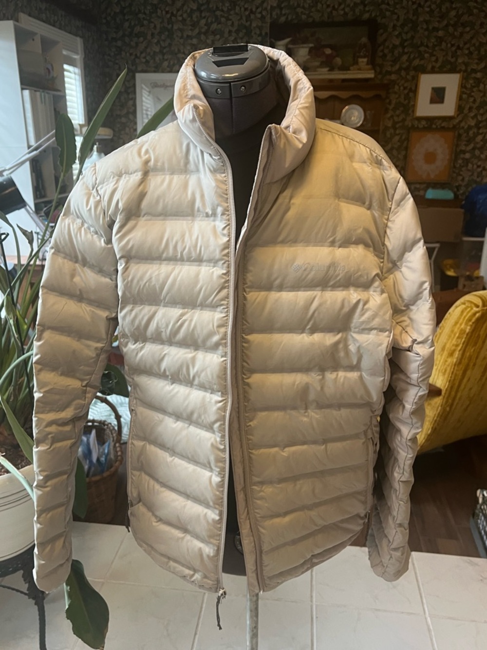 Men's Lightweight Packable Jacket